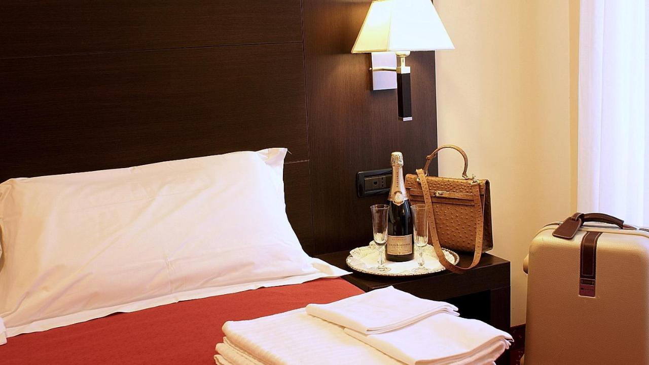 Hotel Versailles Rom Zimmer foto